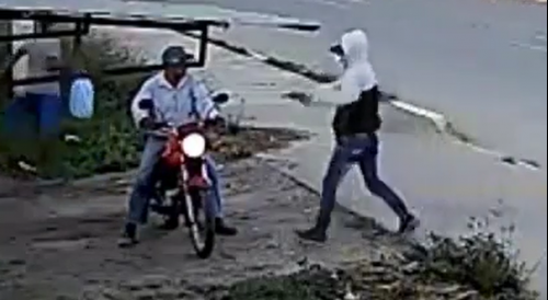 Biker Shot In Chest By Motorcycle Thieves In Peru