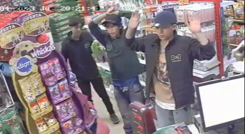 Pet Shop Robbery In Ecuador