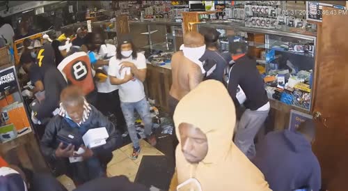 Many looters hitting a store and they left nothing!