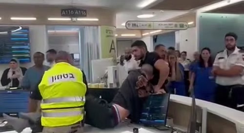 Two arabs fight in hospital