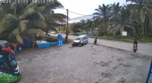 10/10 Moto triple flip into pond
